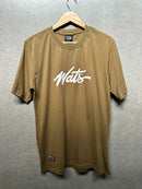 Camiseta Wats Tag Caqui